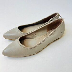 Frye Regina ballet flats, Beige/Sage, Size 7.5